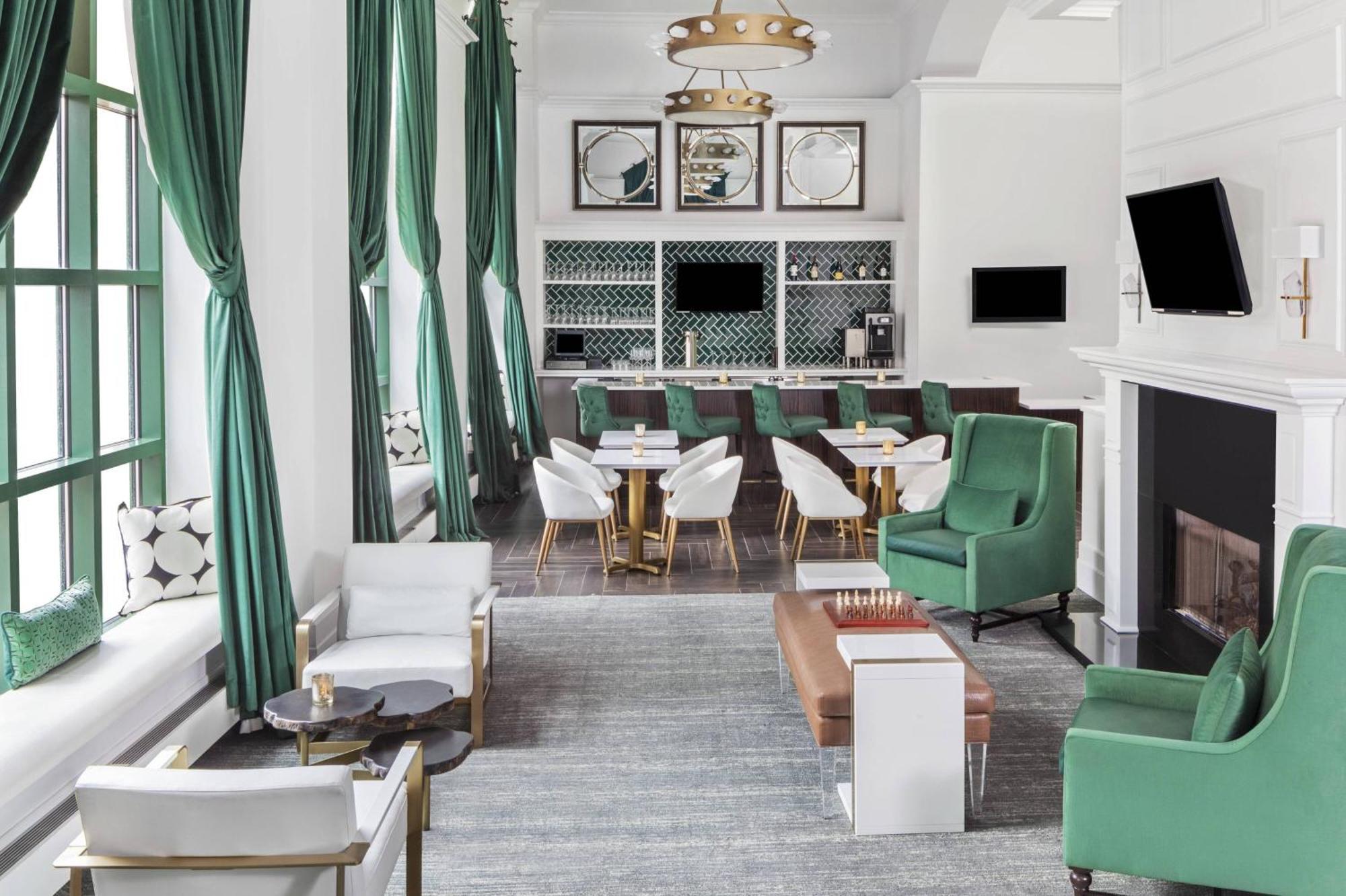 Courtyard By Marriott Stamford Downtown Hotel Bagian luar foto