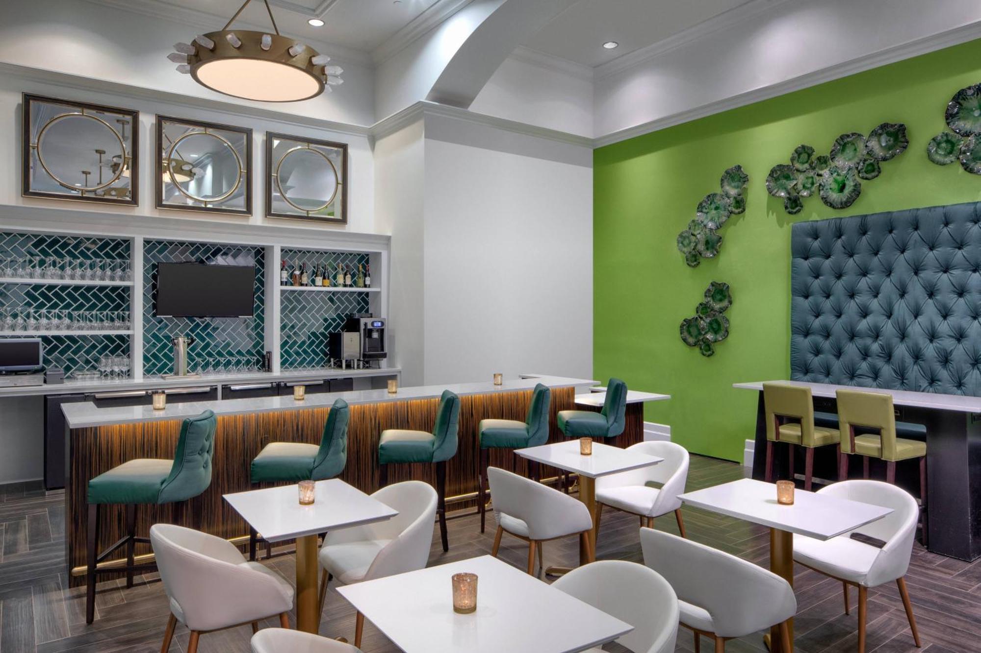 Courtyard By Marriott Stamford Downtown Hotel Bagian luar foto