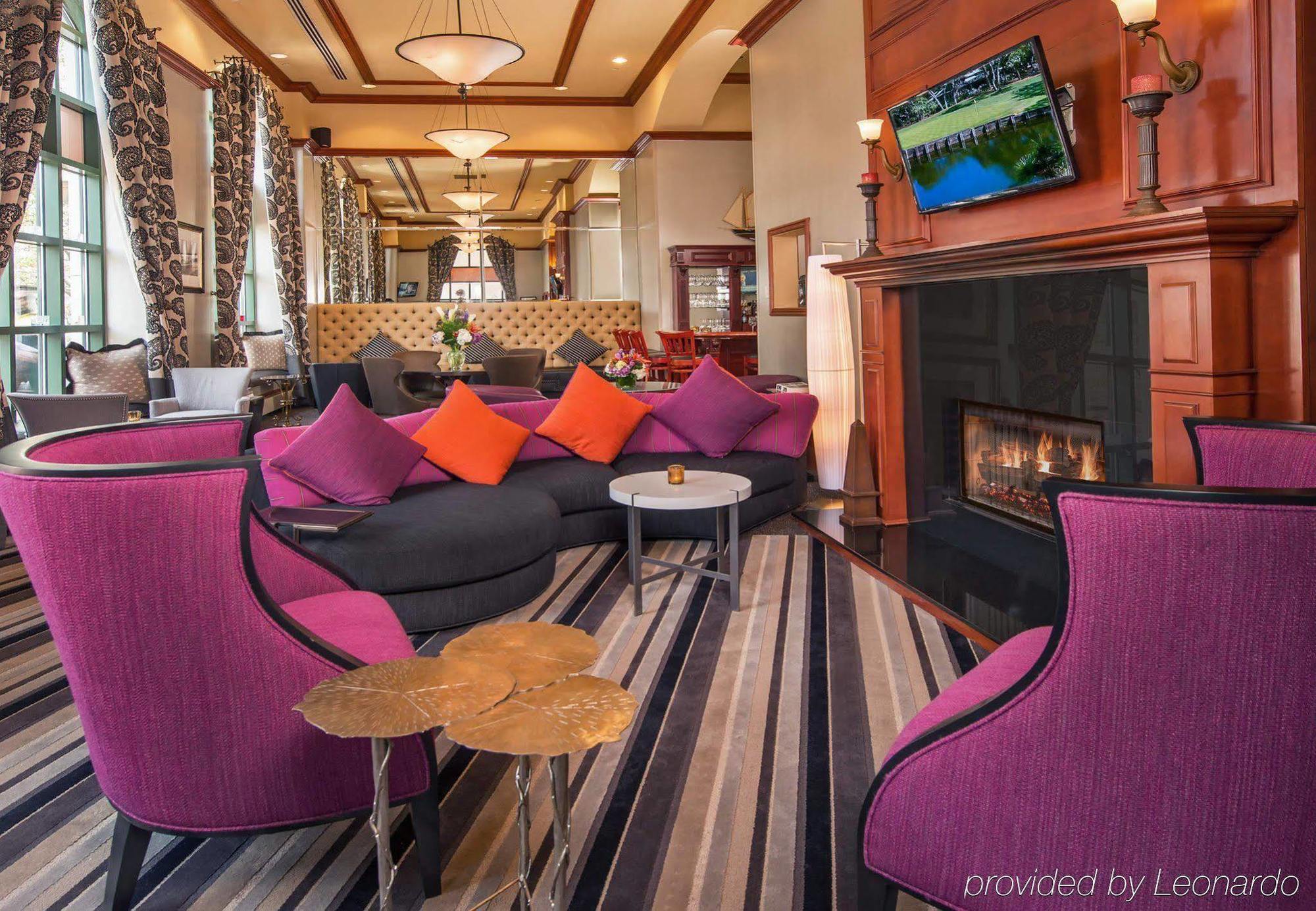 Courtyard By Marriott Stamford Downtown Hotel Bagian luar foto