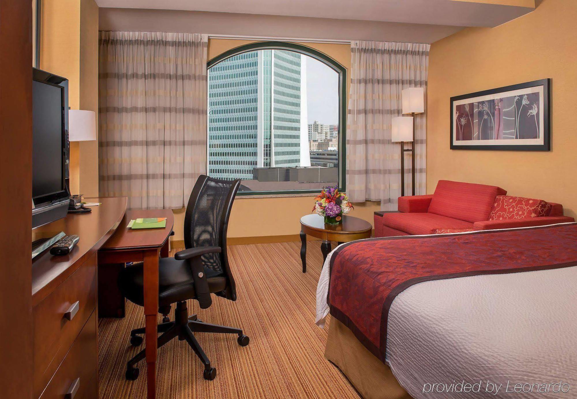 Courtyard By Marriott Stamford Downtown Hotel Bagian luar foto
