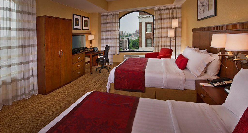 Courtyard By Marriott Stamford Downtown Hotel Bagian luar foto